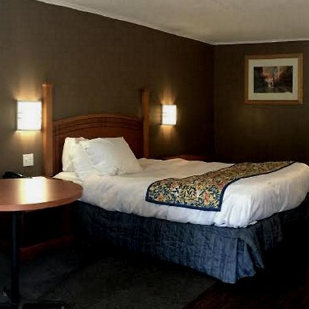 Americas Best Value Inn & Suites Jackson Exterior foto