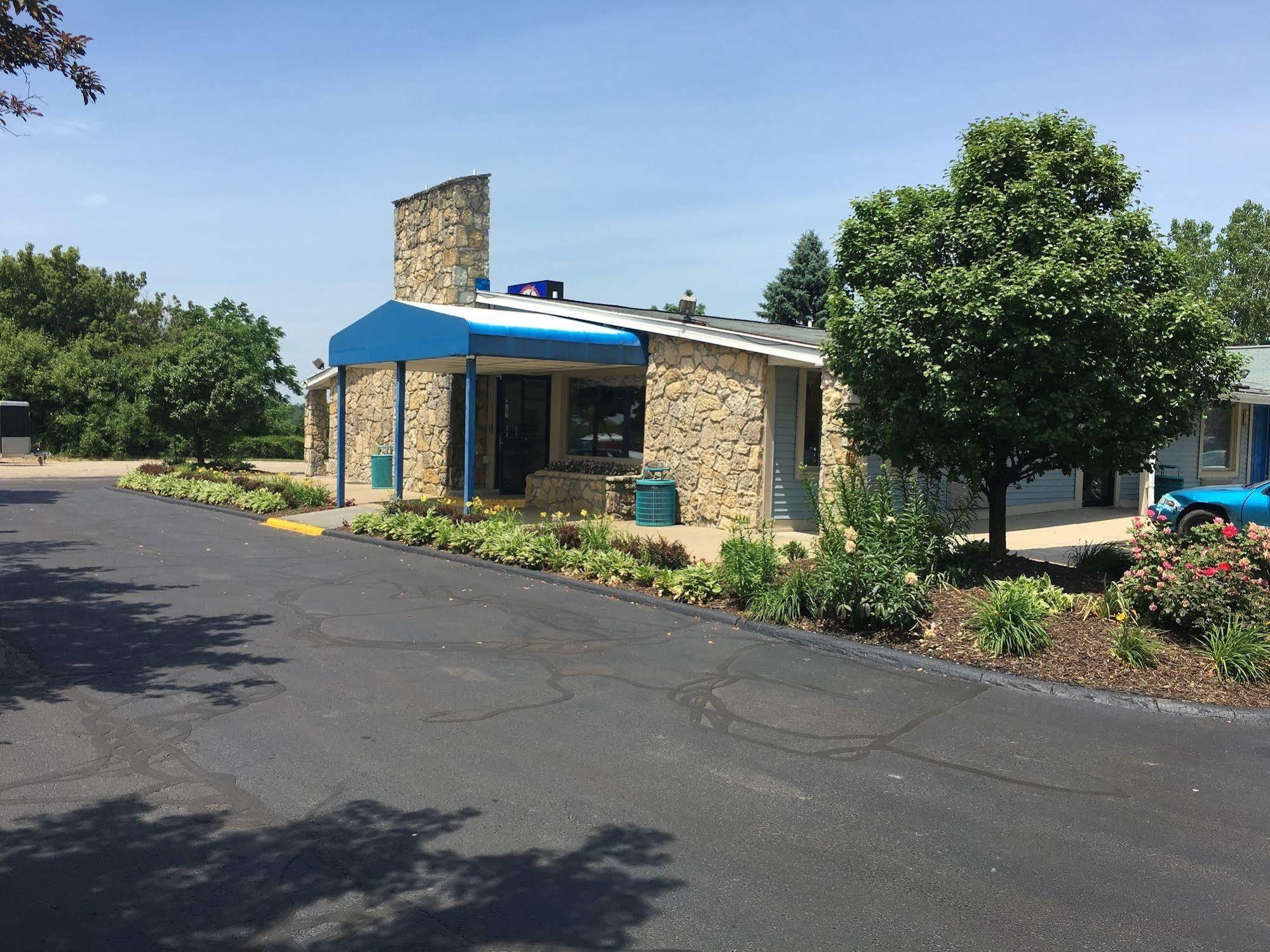 Americas Best Value Inn & Suites Jackson Exterior foto