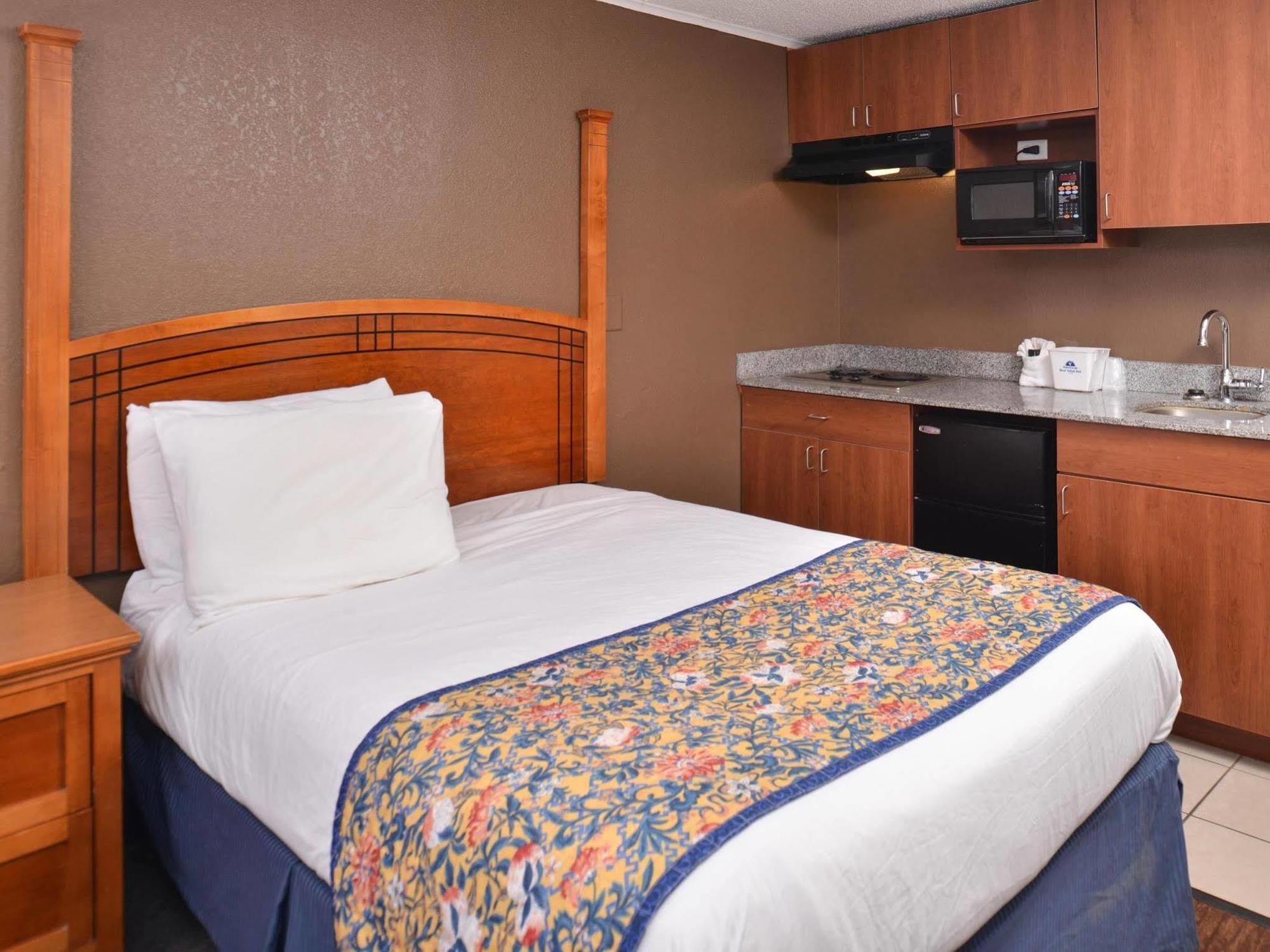 Americas Best Value Inn & Suites Jackson Exterior foto